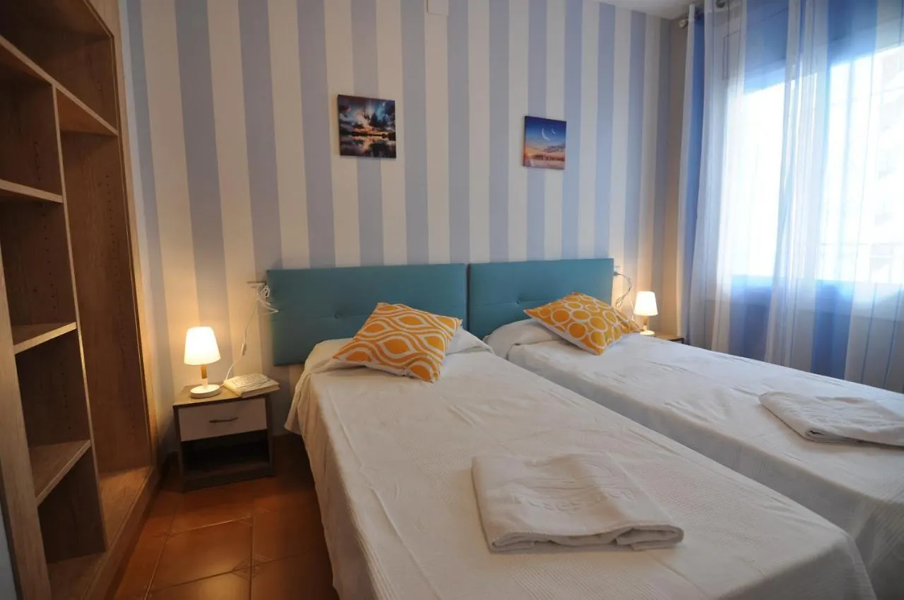 Rnet - Mt Apartaments Roses 0*,