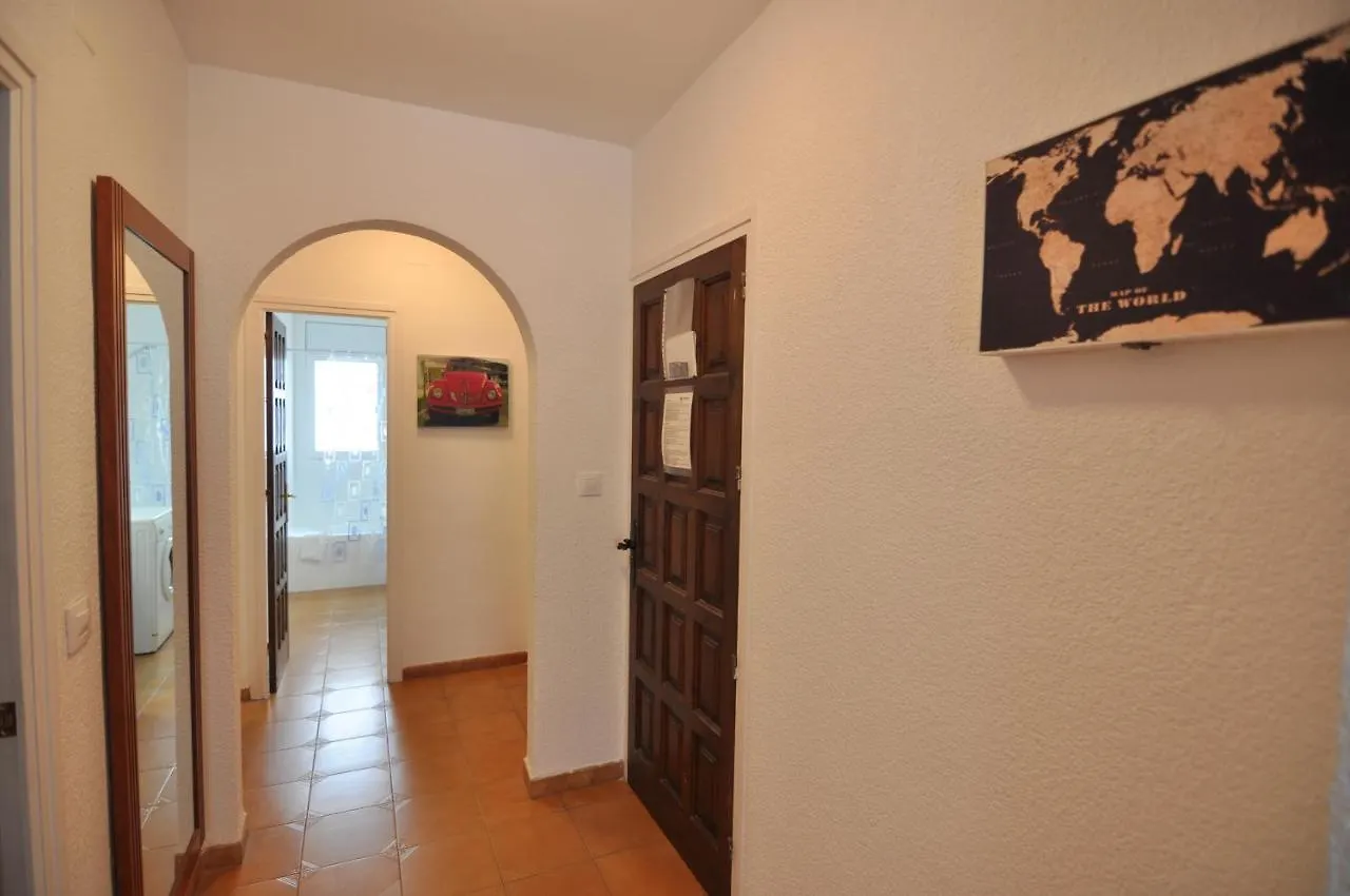 Rnet - Mt Apartaments Roses Spain